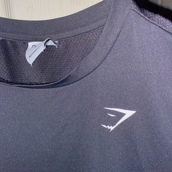 Gymshark top - Picture 5 of 6